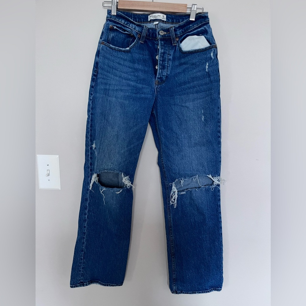 Abercrombie & Fitch Low Rise 90s Baggy size 26/2
